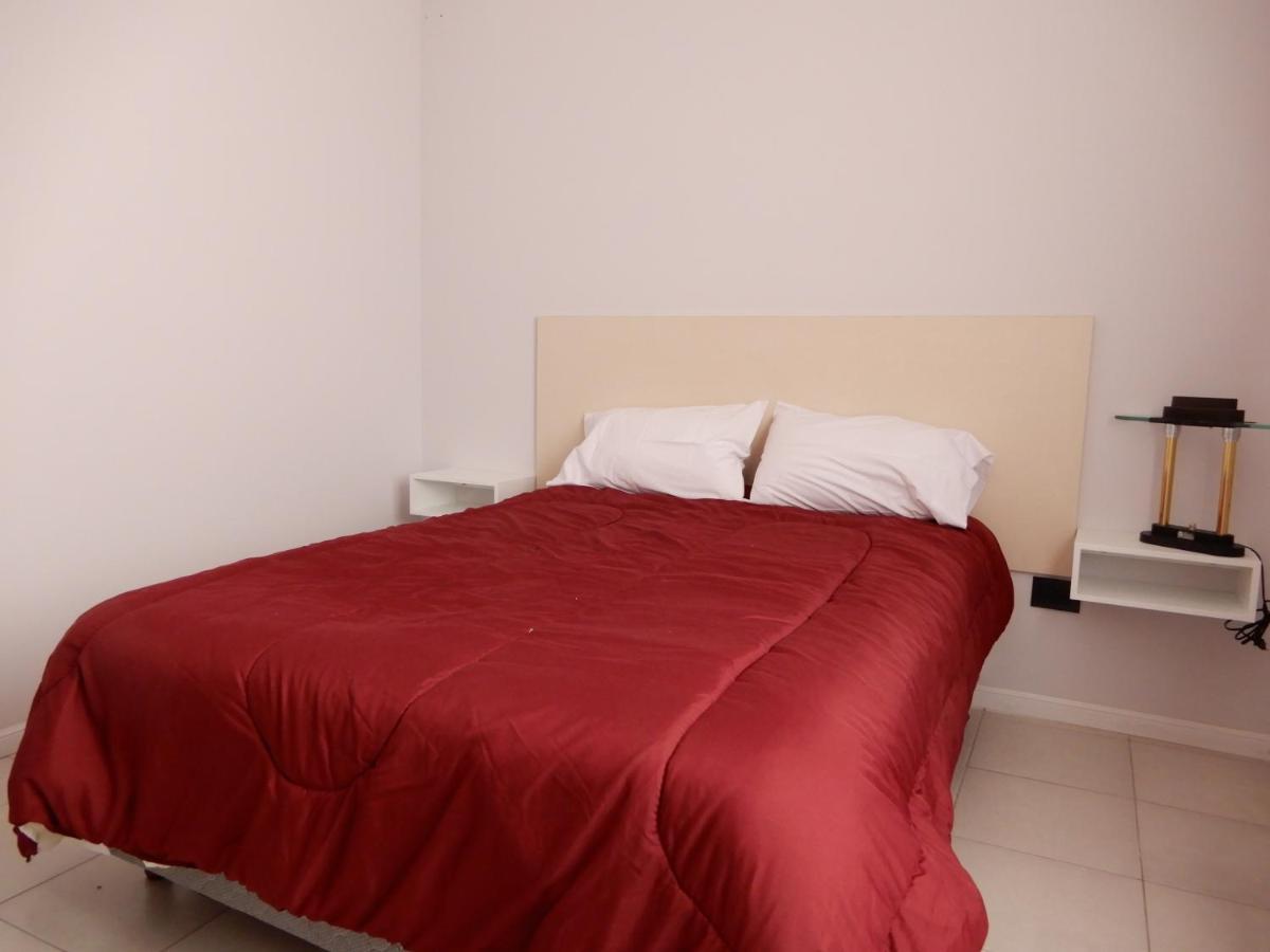 Edificio Parana Apartment *